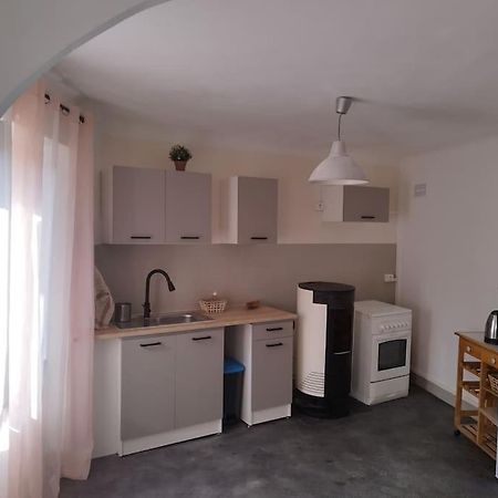 Jolie Maison De Bourg Tout Equipee 10Km D'Ambert Saint-Amant-Roche-Savine 외부 사진