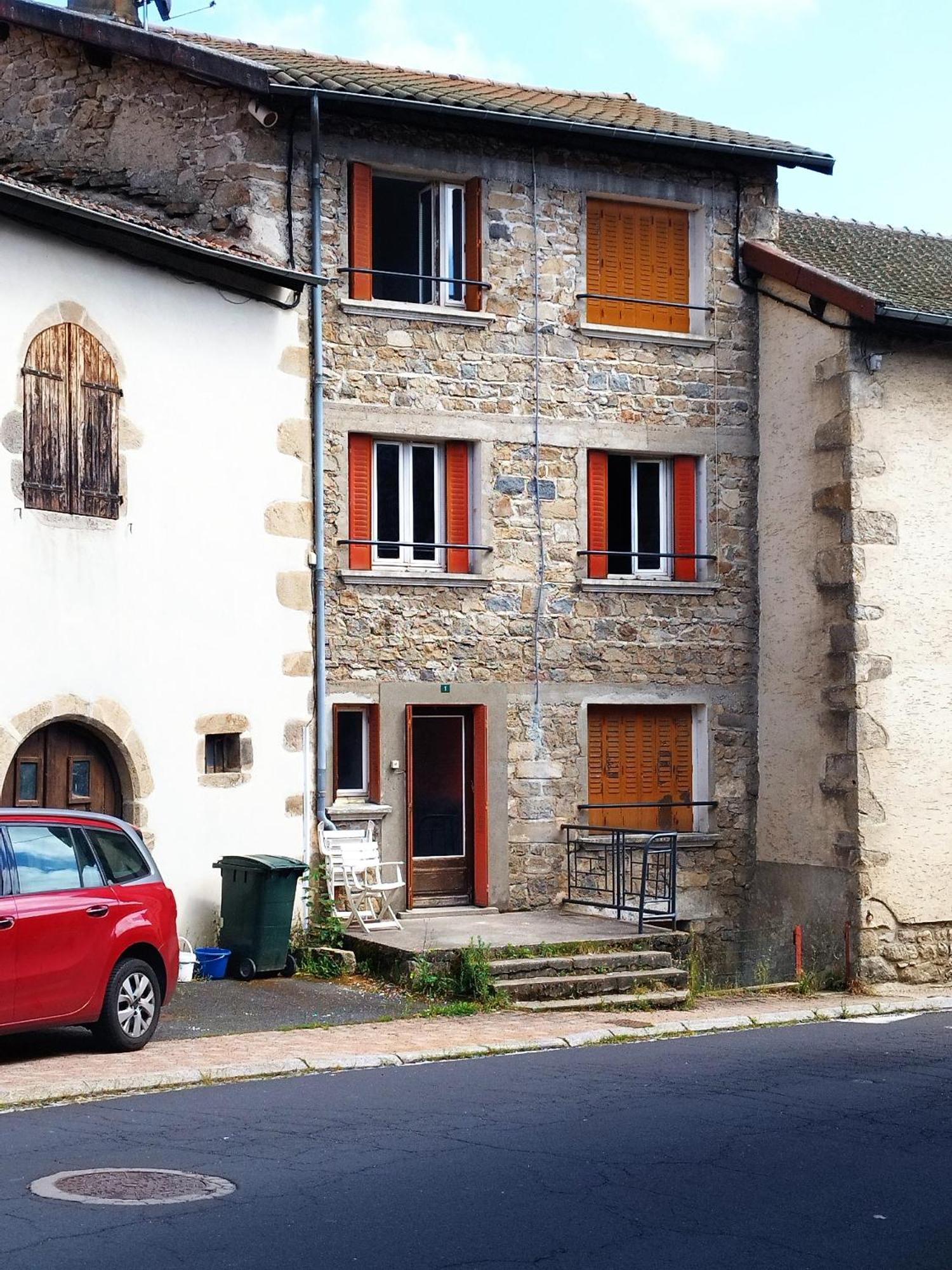 Jolie Maison De Bourg Tout Equipee 10Km D'Ambert Saint-Amant-Roche-Savine 객실 사진